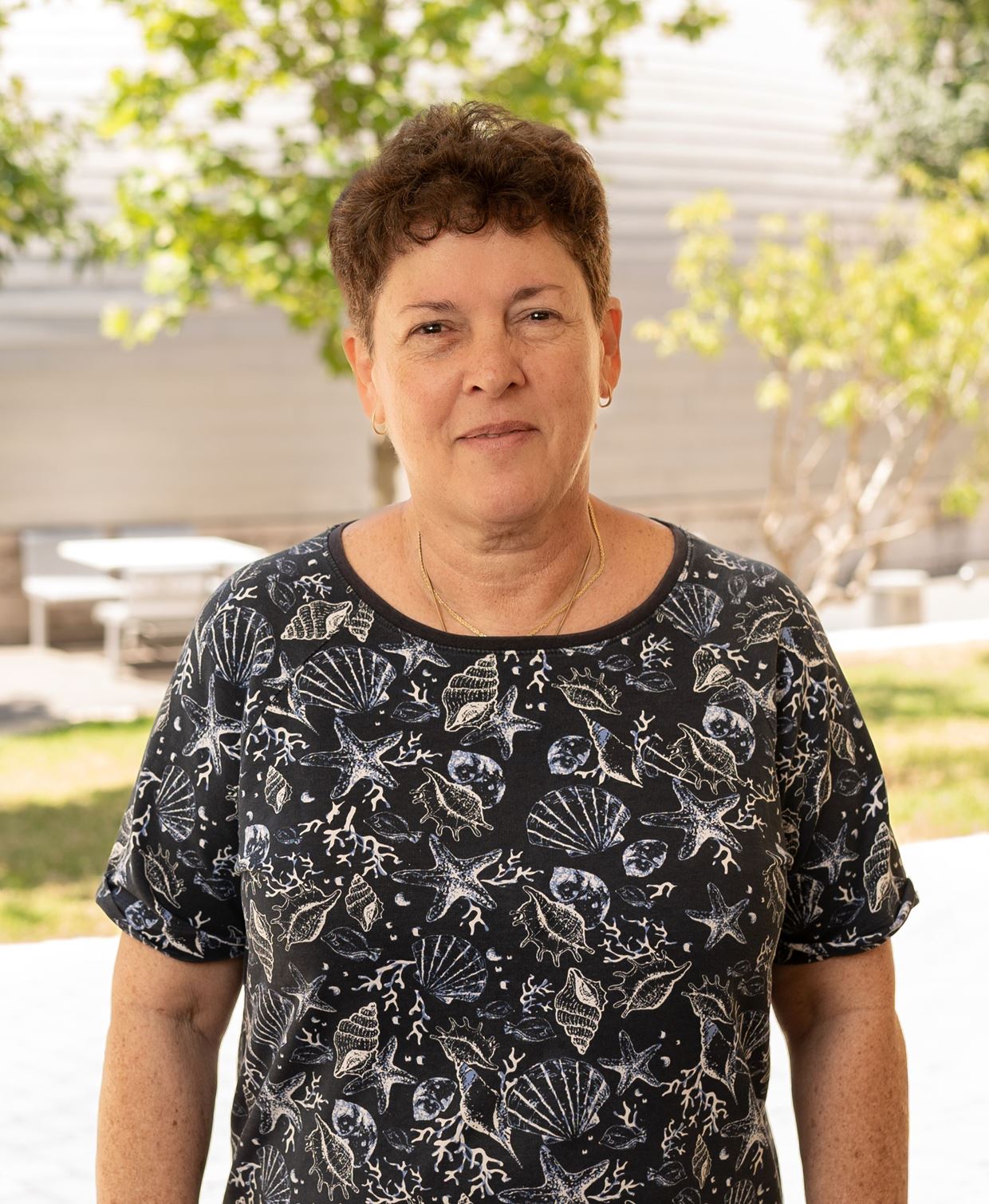 Dr . Dinorah Barasch